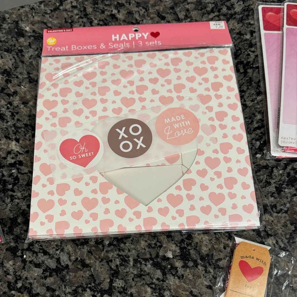 Valentine's Day Party treat gift bag Set - Red and Pink NEW